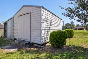 17595 NE Pear St, Blountstown, FL 32424 - Photo 6