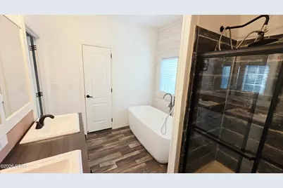11925 Camellia Street, Fountain, FL 32438 - Photo 12