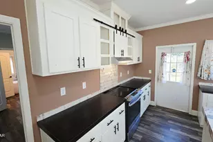 11925 Camellia St, Fountain, FL 32438 - Photo 6