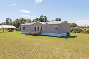 3924 Larkspur Cir, Marianna, FL 32446 - Photo 1