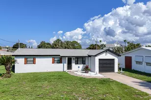 113 Lakeview Cir, Panama City Beach, FL 32413 - Photo 2