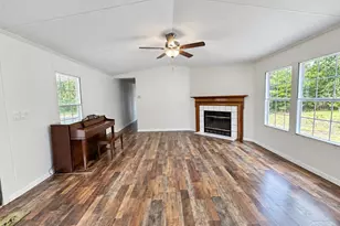 3216 Boone Dr, Vernon, FL 32462 - Photo 6