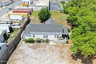 527 Jenks Ave, Panama City, FL 32401 - Photo 1