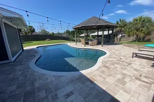 722 Goose Bayou Rd, Lynn Haven, FL 32444 - Photo 2