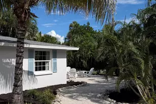6960 Poinsetta Ave, Longboat Key, FL 34228 - Photo 16