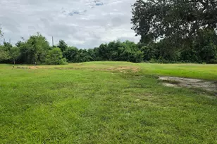 3774 Atlantis Dr, Southport, FL 32409 - Photo 1
