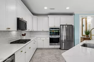 9421 Escape Ave, Panama City Beach, FL 32413 - Photo 16