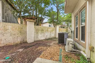17878 Front Beach Rd, Panama City Beach, FL 32413 - Photo 38