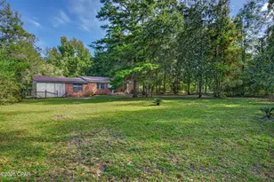750 Palmer Dr, Caryville, FL 32427 - Photo 10
