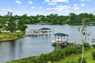 1010 E 8th St, Lynn Haven, FL 32444 - Photo 4