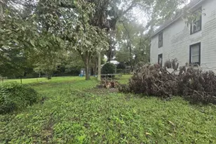 302 E Nebraska Ave, Bonifay, FL 32425 - Photo 1