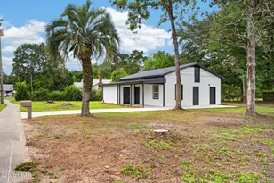 5491 Brown St, Graceville, FL 32440 - Photo 2