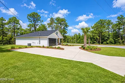 1990 Ambassador Court, Chipley, FL 32428 - Photo 4