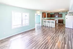 20417 Spires St, Panama City Beach, FL 32413 - Photo 4