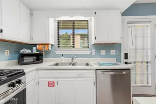 174 W Leslie Ln, Panama City Beach, FL 32407 - Photo 12