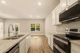 305 Villa Bay Dr, Panama City Beach, FL 32407 - Photo 20