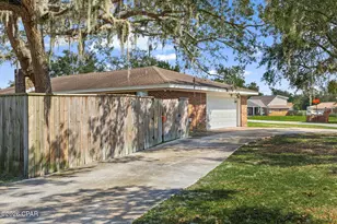 3002 Island View Cir, Panama City, FL 32405 - Photo 2