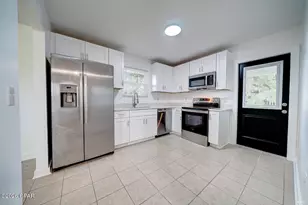 715 W 17th St, Panama City, FL 32405 - Photo 6