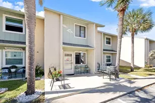 150 W Leslie Ln, Panama City Beach, FL 32407 - Photo 2