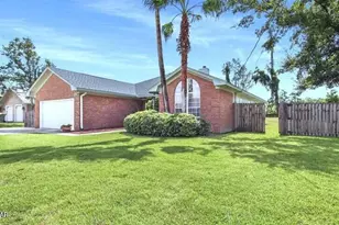 1802 Maryland Ave, Lynn Haven, FL 32444 - Photo 2