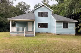 5363 Florida St, Graceville, FL 32440 - Photo 1