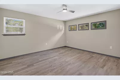 550 Bennett Drive, Chipley, FL 32428 - Photo 12