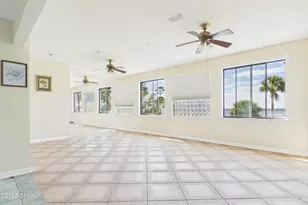 103 Sunset Cir, Port Saint Joe, FL 32456 - Photo 2