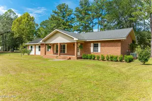 727 Wrights Creek Rd, Caryville, FL 32427 - Photo 2