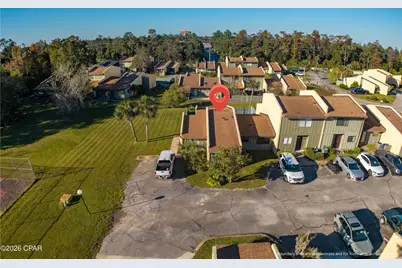 1025 W 19th #D9, Panama City, FL 32405 - Photo 4