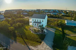 111 12th St, Mexico Beach, FL 32456 - Photo 6