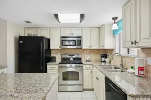 108 Linda Marie Ln, Panama City Beach, FL 32407 - Photo 10
