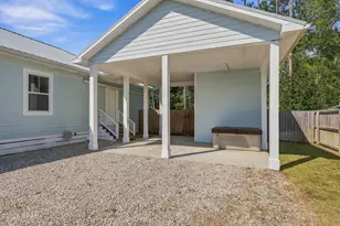 915 Twentieth St, Port Saint Joe, FL 32456 - Photo 4