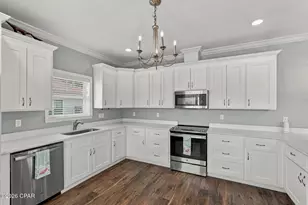 915 Twentieth St, Port Saint Joe, FL 32456 - Photo 16