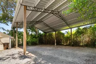 1033 Mc Clelland Ave, Port Saint Joe, FL 32456 - Photo 32