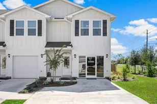 1739 Jakes Dr, Panama City, FL 32405 - Photo 1