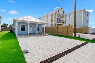 4011 Crescent Dr, Panama City, FL 32408 - Photo 1