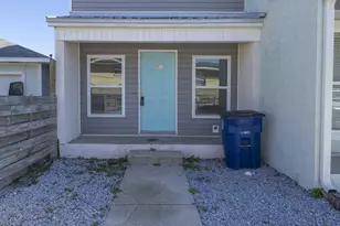 910 Premier Dr, Panama City, FL 32401 - Photo 1