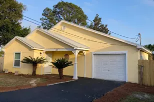 135 E Sonata Cir, Panama City Beach, FL 32413 - Photo 1