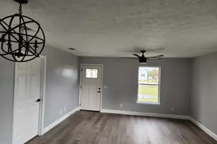 1040 S Katherine Ave, Panama City, FL 32404 - Photo 1