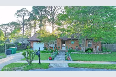 914 Spruce Court, Fort Walton Beach, FL 32547 - Photo 1