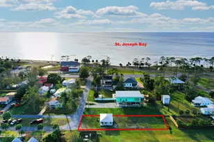 215 10th St, Port Saint Joe, FL 32456 - Photo 1