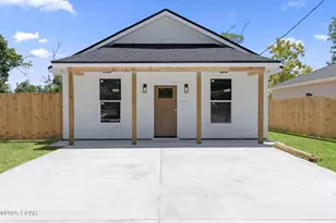 1214 Hamilton Ave, Panama City, FL 32401 - Photo 1