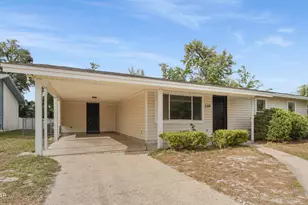 704 W 19th St, Panama City, FL 32405 - Photo 1