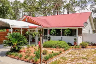 277 Country Club Rd, Port Saint Joe, FL 32456 - Photo 1