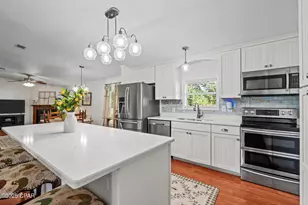 9207 Doe Cir, Southport, FL 32409 - Photo 1