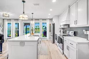 4407 Conifer Ln, Panama City, FL 32404 - Photo 1