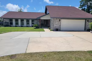 542 Mills Ln, Panama City, FL 32404 - Photo 1