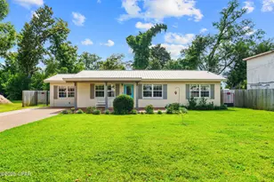 519 N 9th Plaza, Panama City, FL 32404 - Photo 1