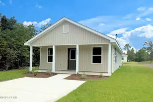 1327 Birwood Dr, Chipley, FL 32428 - Photo 1