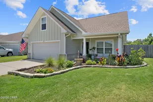 112 Drews Ln, Panama City, FL 32405 - Photo 1